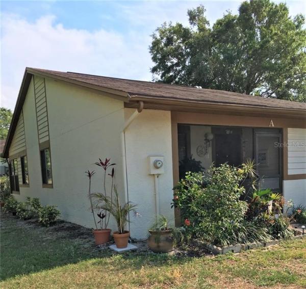 VILLAS OF BEACON GROVES