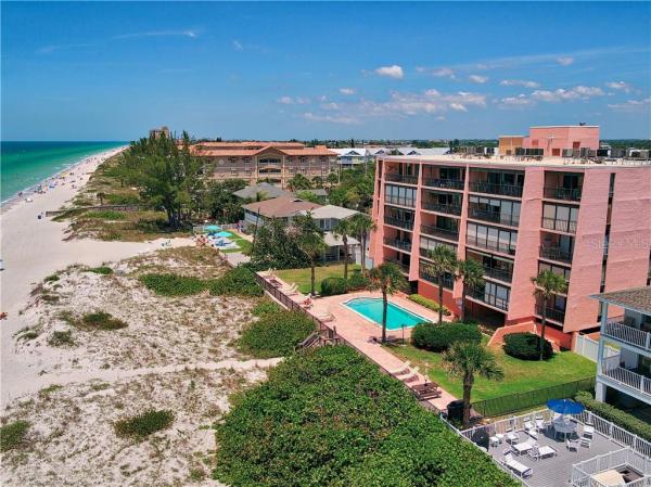 PELICANS COVE CONDO