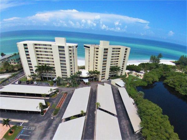 WHISPERING SANDS SEC 3