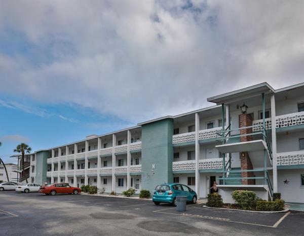 BAYSHORE SECOND CONDO SEC 15