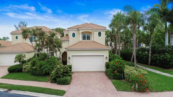 EMERALD POINTE SOUTH