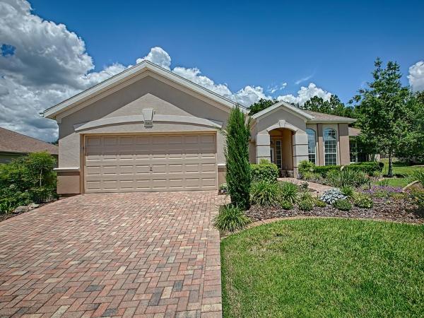 SPRUCE CREEK COUNTRY CLUB