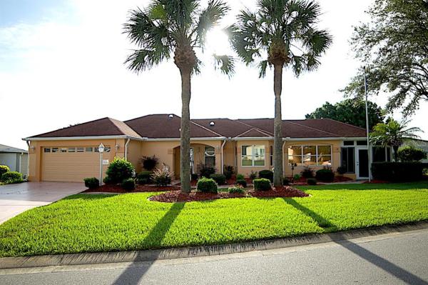 LADY LAKE ORANGE BLOSSOM GARDENS UNIT 13