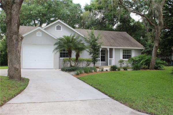 MOUNT DORA COBBLE HILL