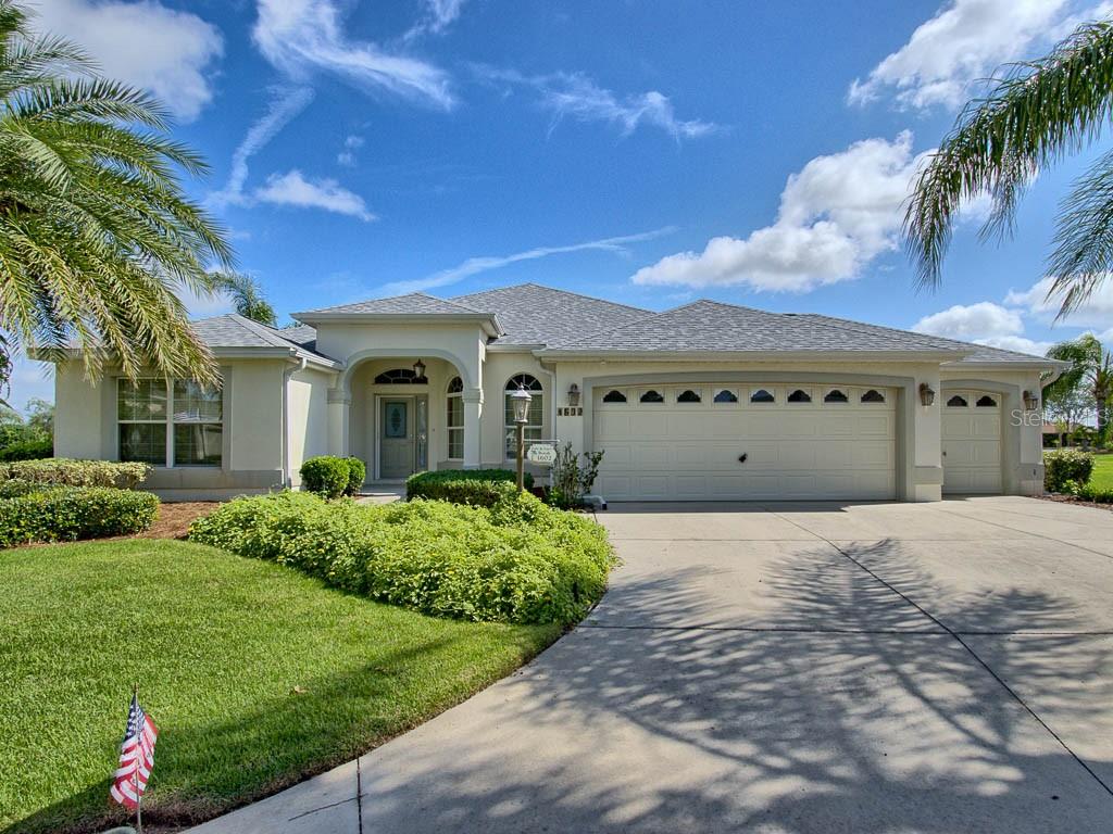 THE VILLAGES - фото