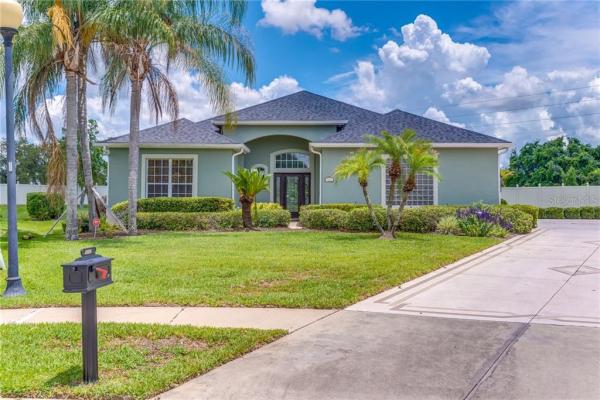 COUNTRY CLUB MOUNT DORA PH 02