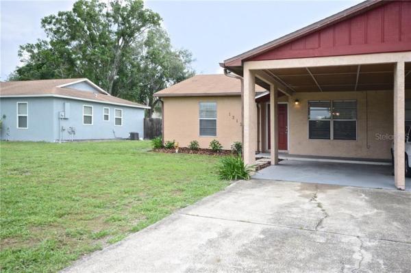 RICH MOOR VILLAS AT GOLDENROD