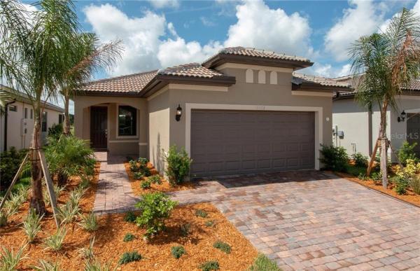 ISLANDWALK AT THE WEST VILLAGES