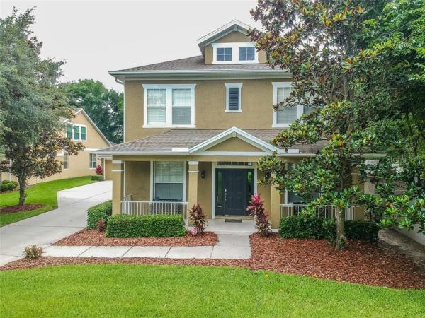 TRADITIONS AT WOODMONT