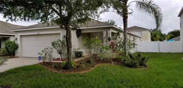 CARRIAGE POINTE PH 01