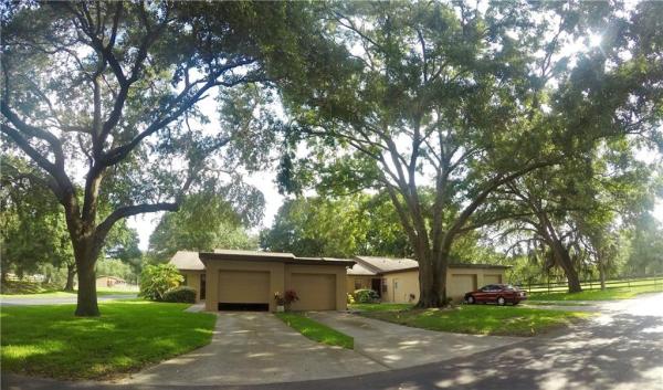 TWELVE OAKS VILLAS CONDO