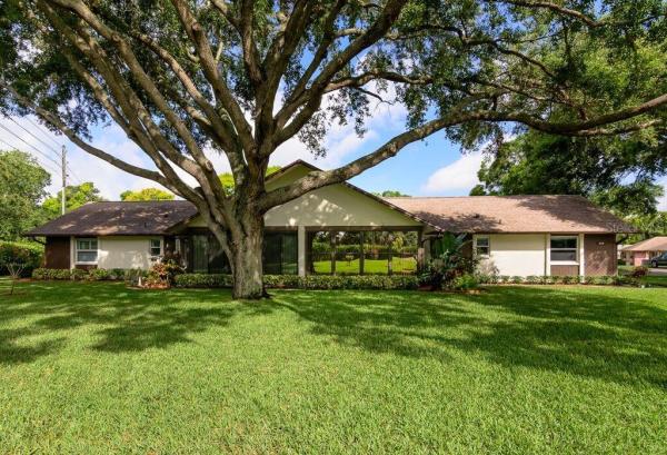 SCOTSDALE CLUSTER CONDO