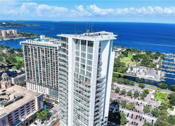 SIGNATURE PLACE CONDO