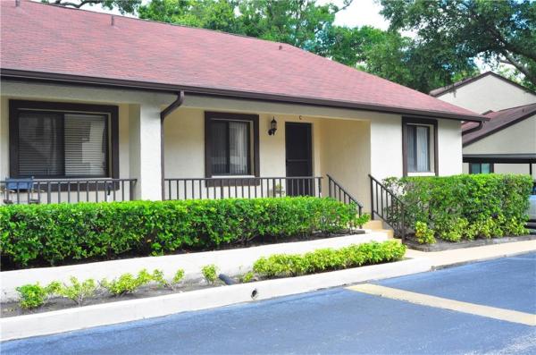 MAGNOLIA RIDGE CONDO