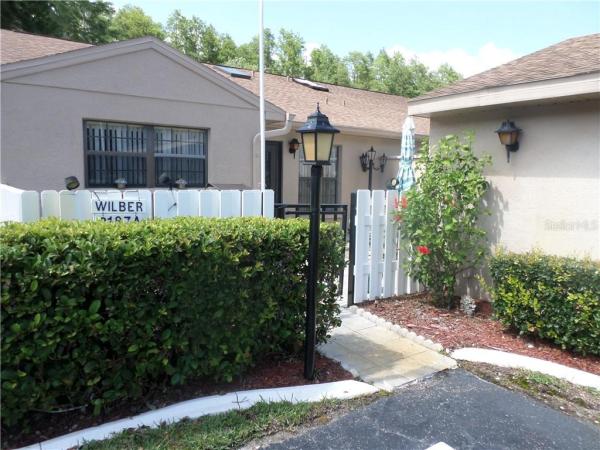 PINE RIDGE AT LAKE TARPON VILLAGE