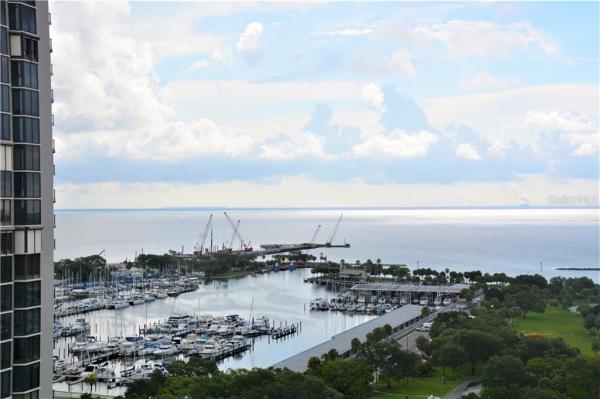 SIGNATURE PLACE CONDO