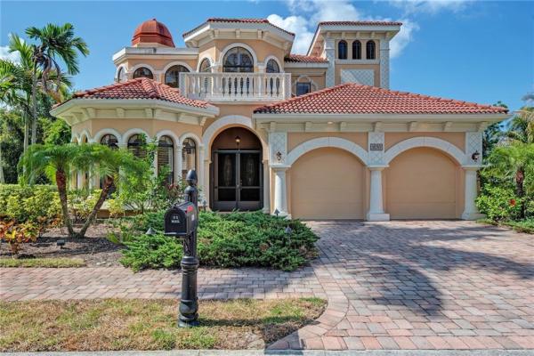 PORTOFINO ON THE BAY