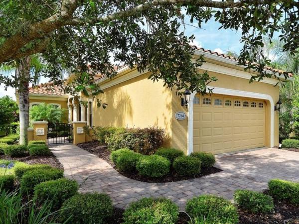 COUNTRY CLUB EAST AT LWR SUBPH QQ UNIT 1