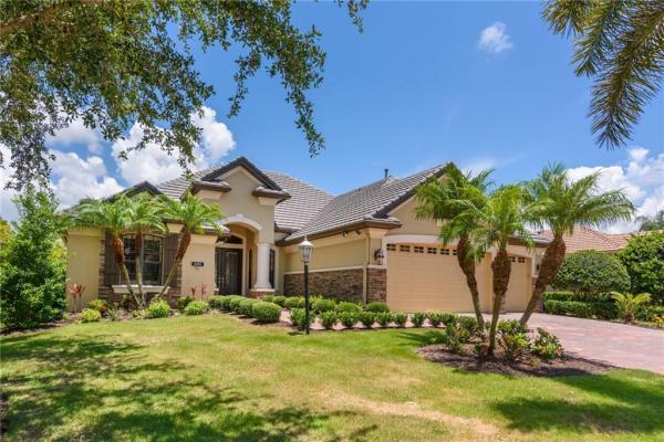 LAKEWOOD RANCH COUNTRY CLUB