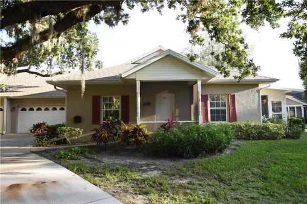 HERITAGE OAK PARK 01