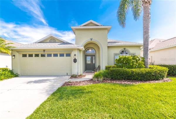 COUNTRY CLUB MOUNT DORA PH 02