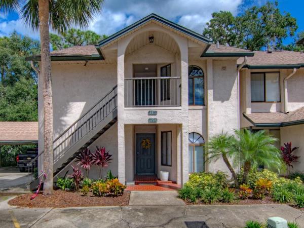 CROWN POINT BY THE SPGS