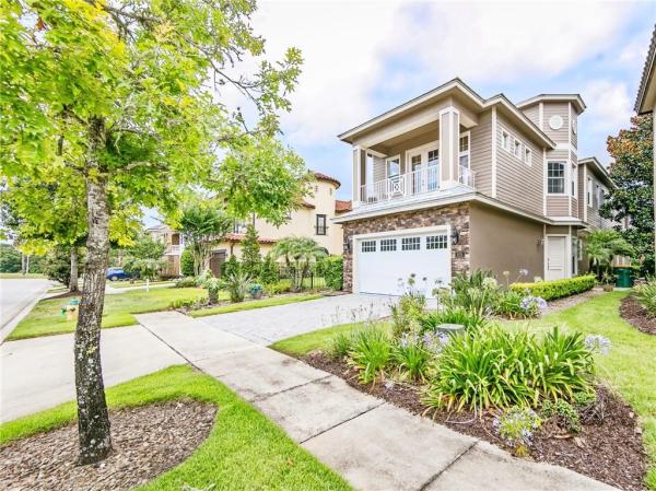 REUNION WEST VILLAGE 03A