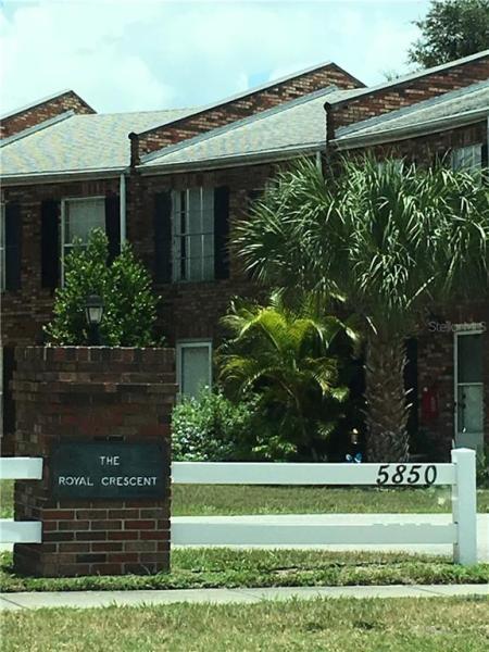 ROYAL CRESCENT CONDO