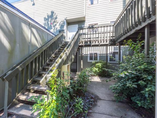 WINTER PARK WOODS CONDO