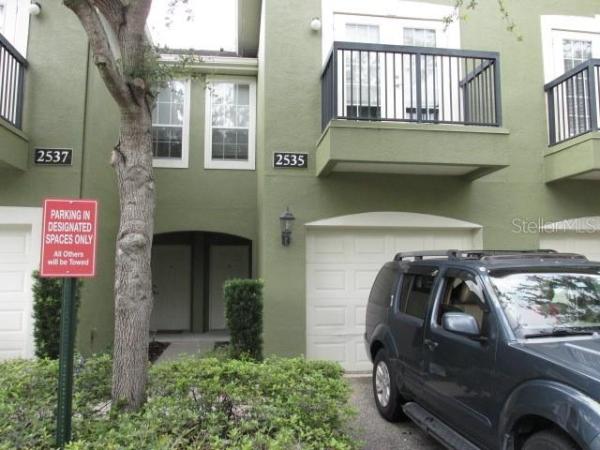 ENCLAVE/OXFORD PLACE