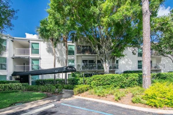 BAYSHORE TRACE CONDO