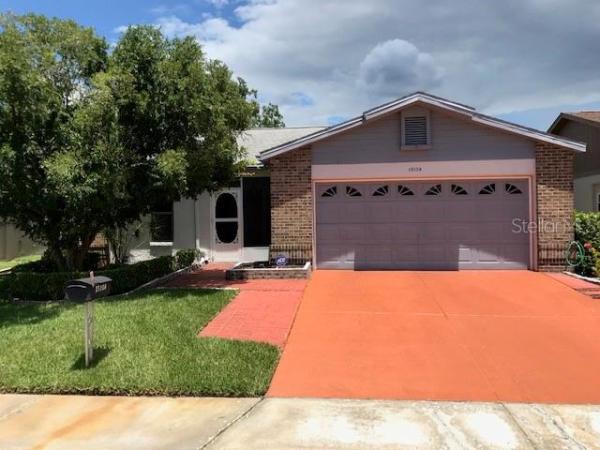 VILLAS ON GREEN A CONDO