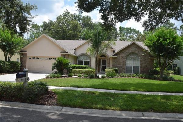 RIVER HILLS COUNTRY CLUB PH 01