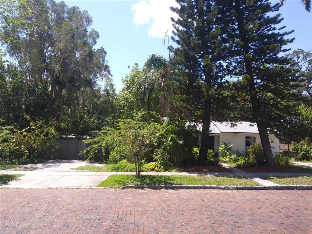 INGRAM PLACE - фото