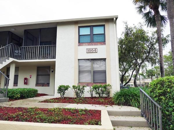 CLUB AT FEATHER SOUND THE CONDO