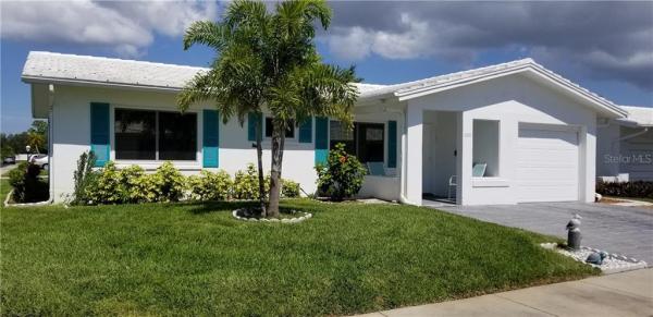 MAINLANDS OF TAMARAC BY THE GULF UNIT 4 CONDO