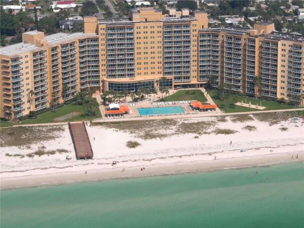 REGATTA BEACH CLUB CONDO