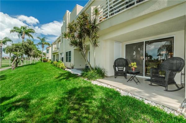 VISTA VERDE NORTH CONDO