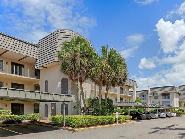 CORDOVA GREENS CONDO