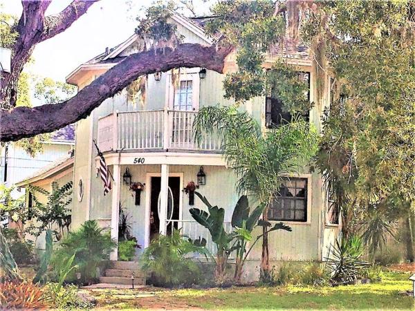 HIGHLAND PARK 1ST ADD