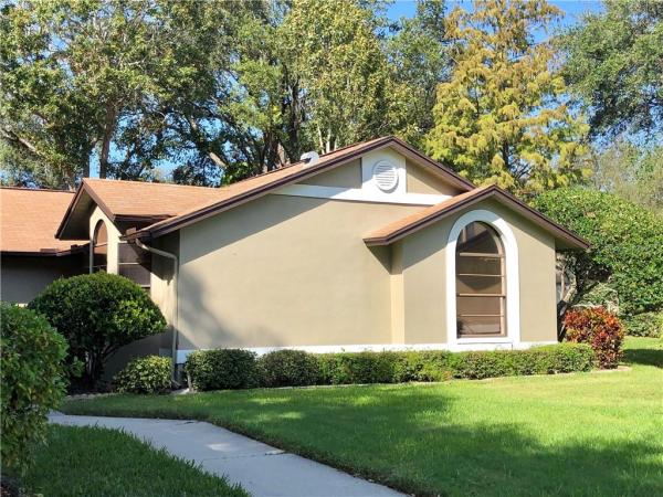 BRAEMOOR LAKE VILLAS