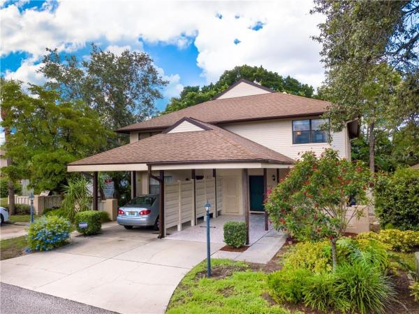 FIVE LAKES CONDO 1 & 1C