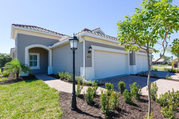 MIRABELLA AT VILLAGE GREEN