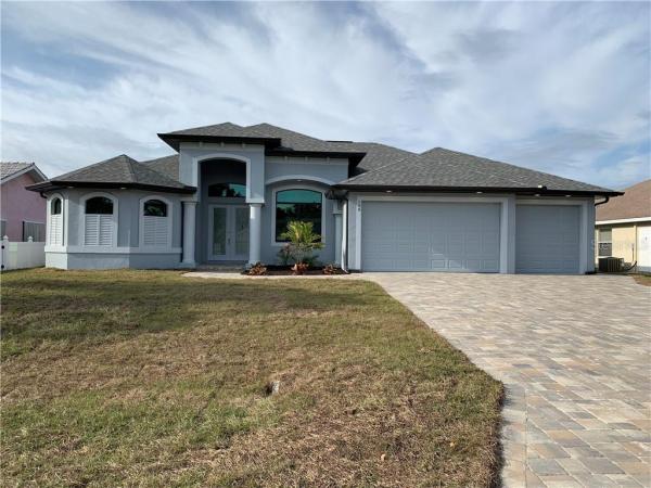 ROTONDA WEST BROADMOOR