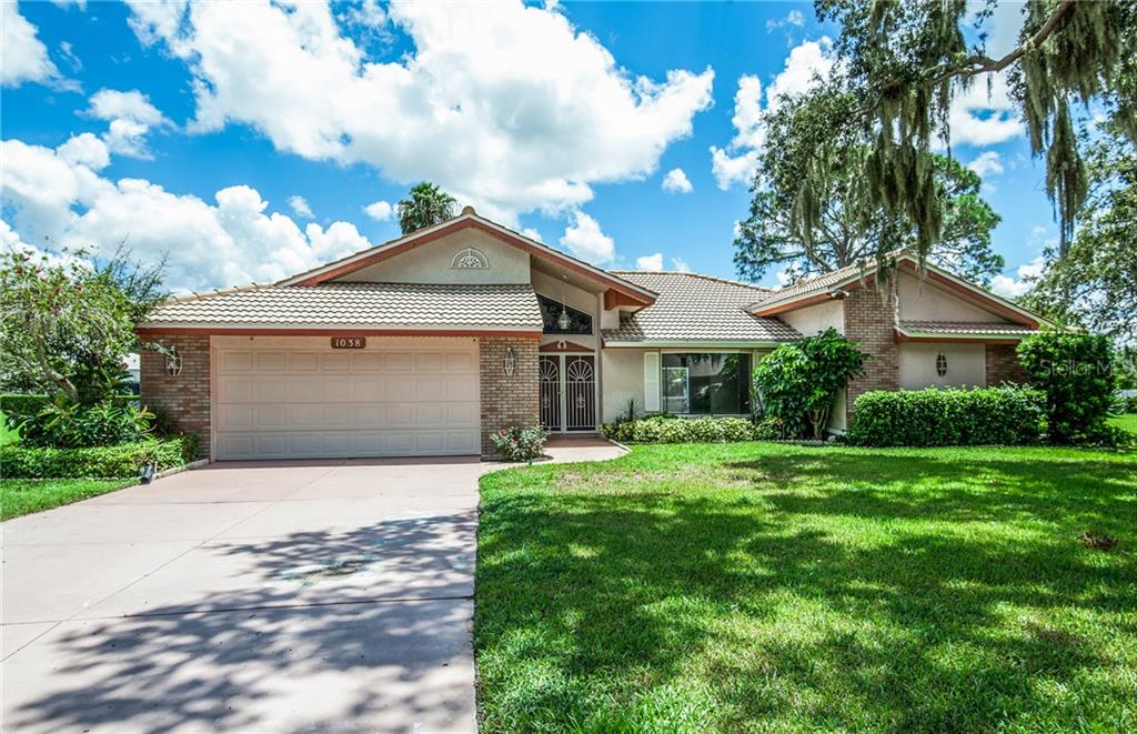 LAUREL WOODLANDS - фото