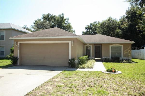 GROVELAND OSPREY COVE PH 01