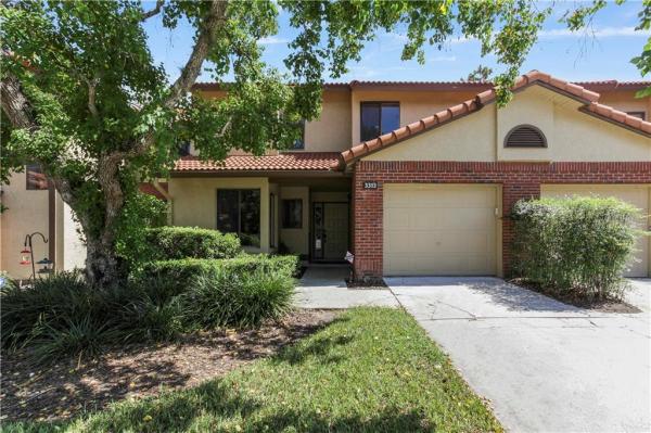 VILLAGE AT FOXWOOD A CONDO