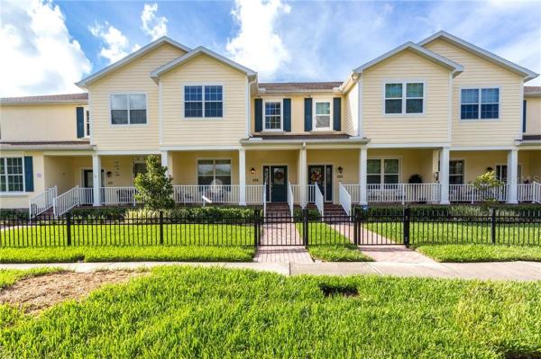 SUN KETCH TWNHMS AT NORTHEAST