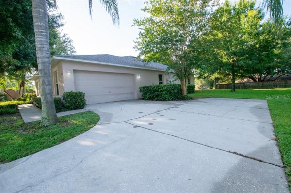 LAKE DOE COVE PH 03 G