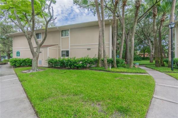 RAINTREE VILLAGE CONDO 06